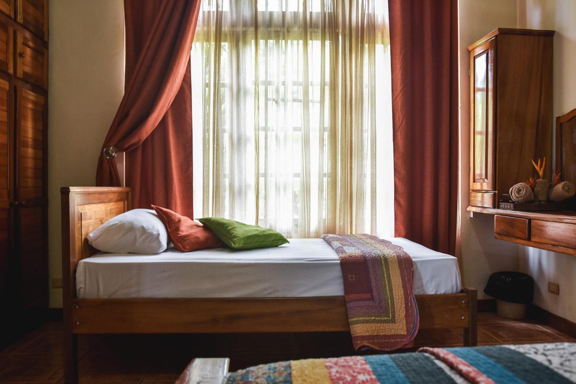 Casa Cora Bed And Breakfast Carmona Eksteriør billede